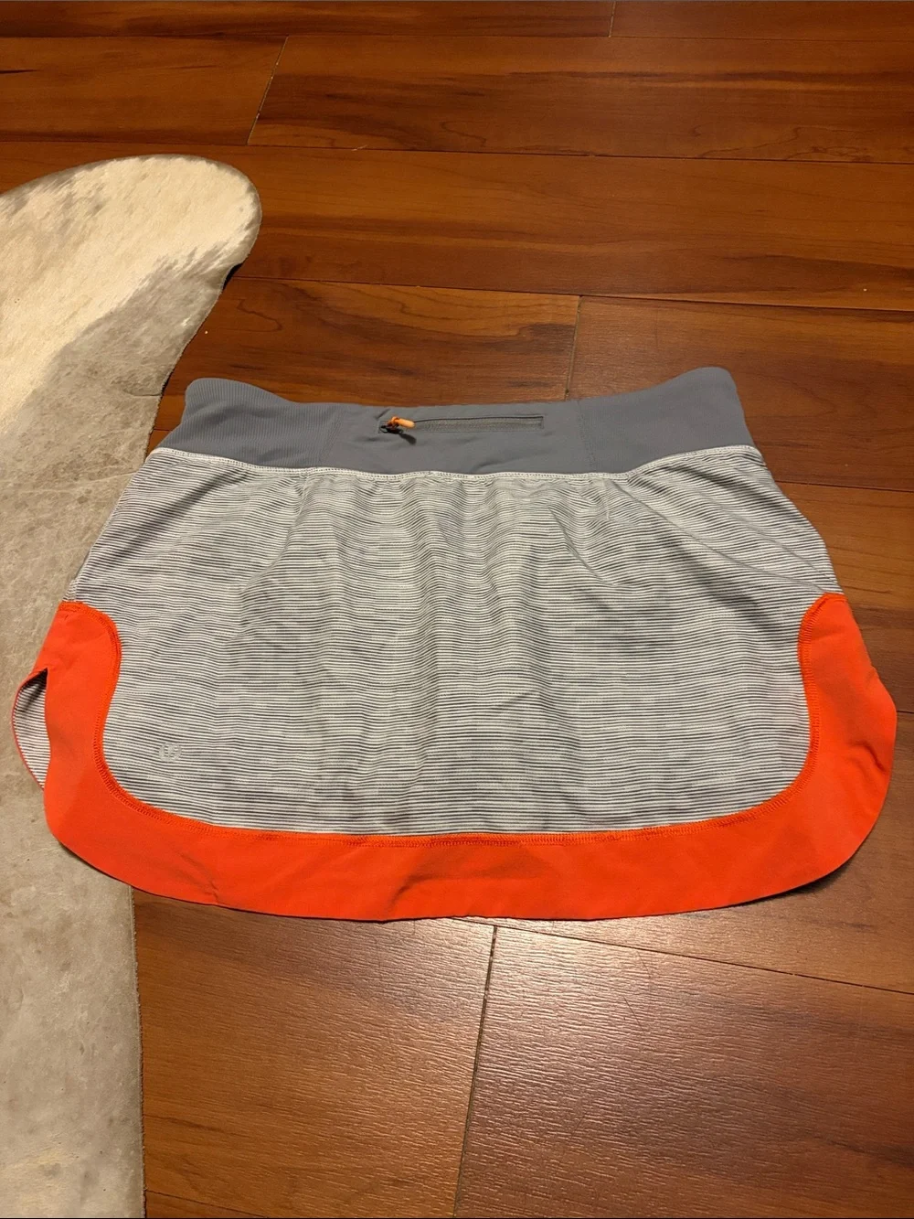 lululemon athletica Orange, White & Gray Striped Skorts Skirt Sz 8